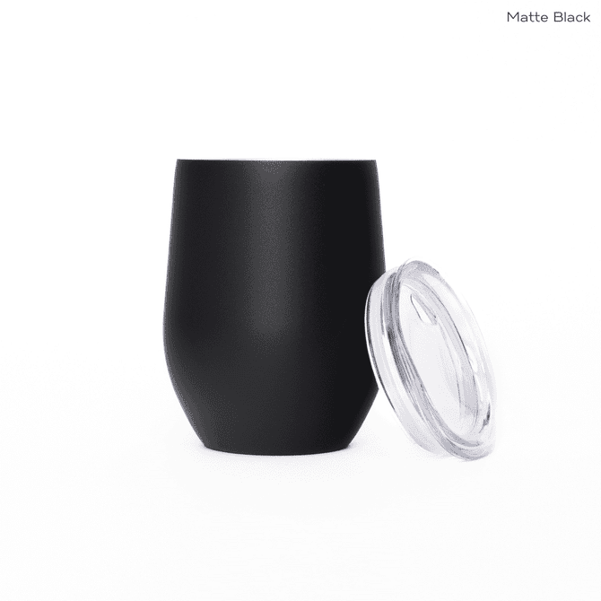 A drink bottle in matte black, featuring a clear lid, designed as a travel mug for beverages.