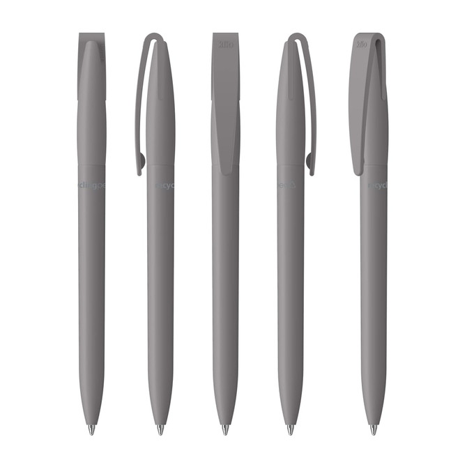 Five grey plastic pens lined up, each with a clip, featuring a minimalist design and a logo on one.