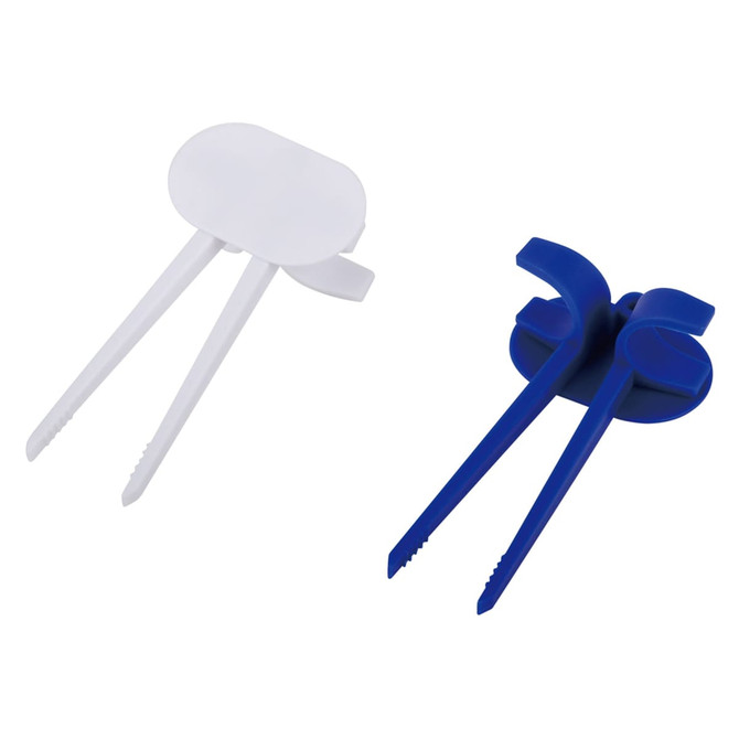 A set of two drink straw clips, one in white and the other in blue, designed for holding drinking straws.