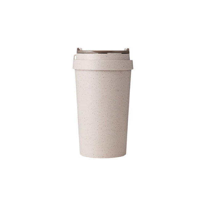 A drink bottle featuring a light beige double wall design made from wheat straw, with a lid and no visible branding.