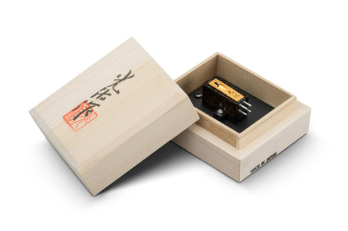 Koetsu Urushi Black MC Cartridge 0.4mV 2