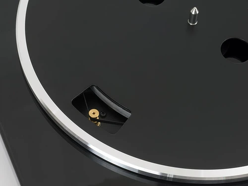 Music Hall MMF-1.3 Turntable with Audio Technica MM Cartridge 2.5mV 6