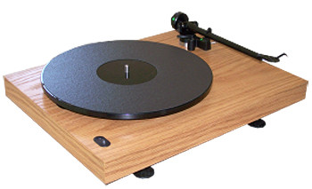 Sota Moonbeam Series III Turntable With S202 Tonearm (Light Oak) 1