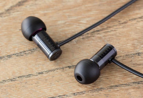 Final Audio Design E1000 Earphones (Black) 1