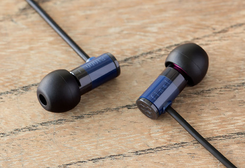 Final Audio Design E1000 Earphones (Blue) 1