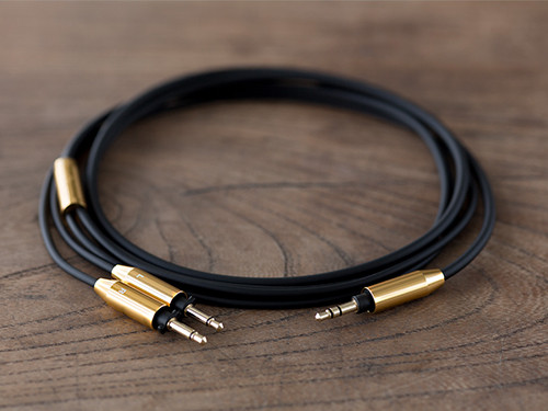 Final Audio Design Sonorous X Closed-Back Headphones 5