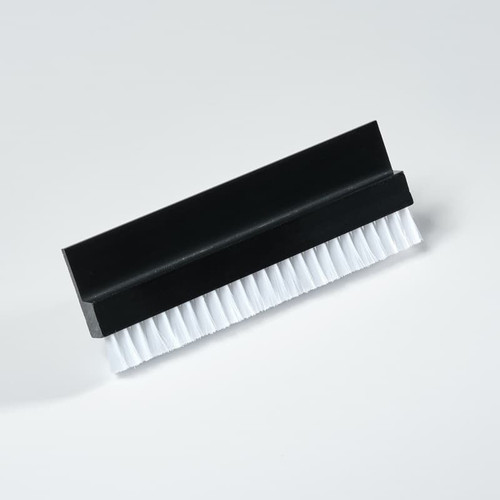 Nessie Premium Record Brush 1