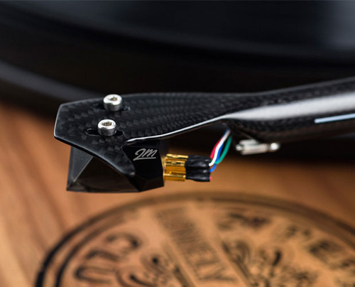 Pro-Ject 2Xperience Sgt. Pepper Special Edition Turntable (2M Red Cartridge) 3