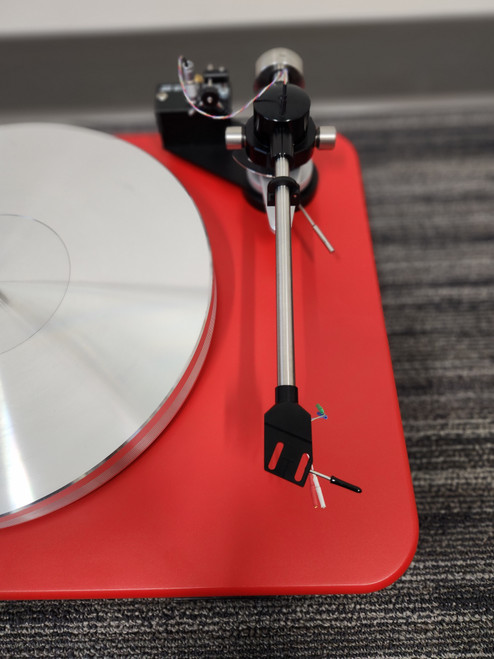 VPI Scout Turntable (B-Stock, Red Finish) Upgraded Feet & Black Motor 4