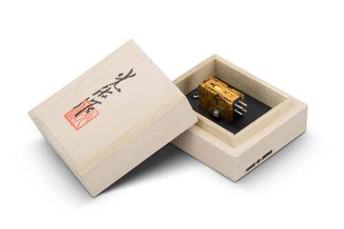 Koetsu Urushi Wajima MC Cartridge 0.4mV Demo 2