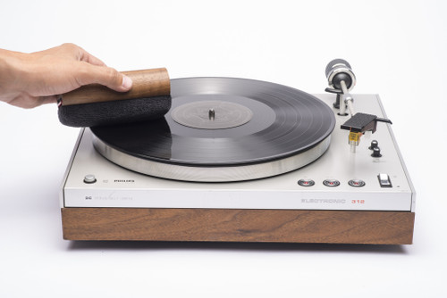 GrooveWasher Record Cleaning Kit (Walnut) 4