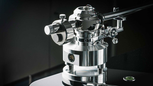 Pro-Ject Signature 12.2 Audiophile Turntable 9