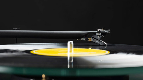 Pro-Ject T1 EVO Hi-Fi Turntable (Piano Black) 3