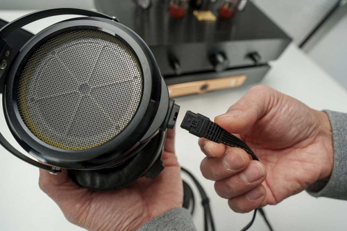 STAX SR-009D Electrostatic Headphones