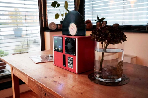 Audio Desk Systeme Vinyl Cleaner Premium Record Cleaner (Red) 2