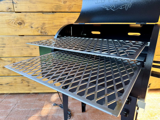 Traeger Tailgater slide out rack system by pimp my grill
