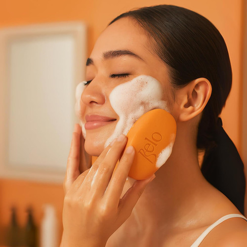 Belo Essentials Papaya - Brightening + Clearing Soap with Natural Papaya Enzymes, 135 grams