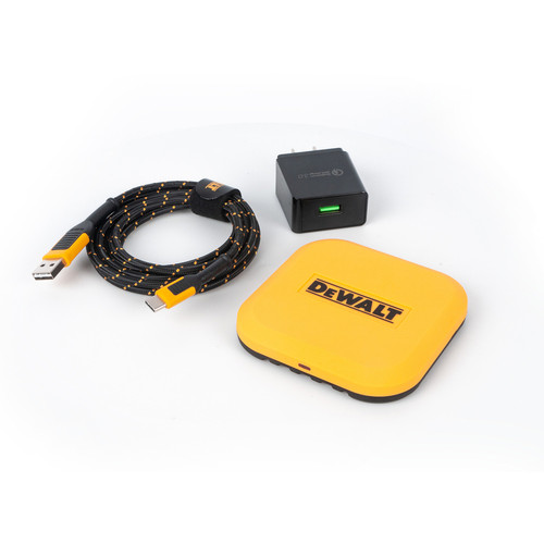 DeWalt - 141 0476 DW2 - Fast Wireless Charging Pad