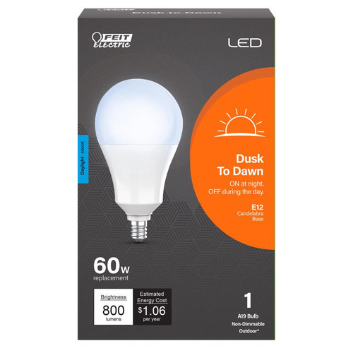 Feit Electric - A800C950CADDLED - E12 E12 (Candelabra) LED Dusk to Dawn Bulb Daylight 60 Watt Equivalence 1 pk