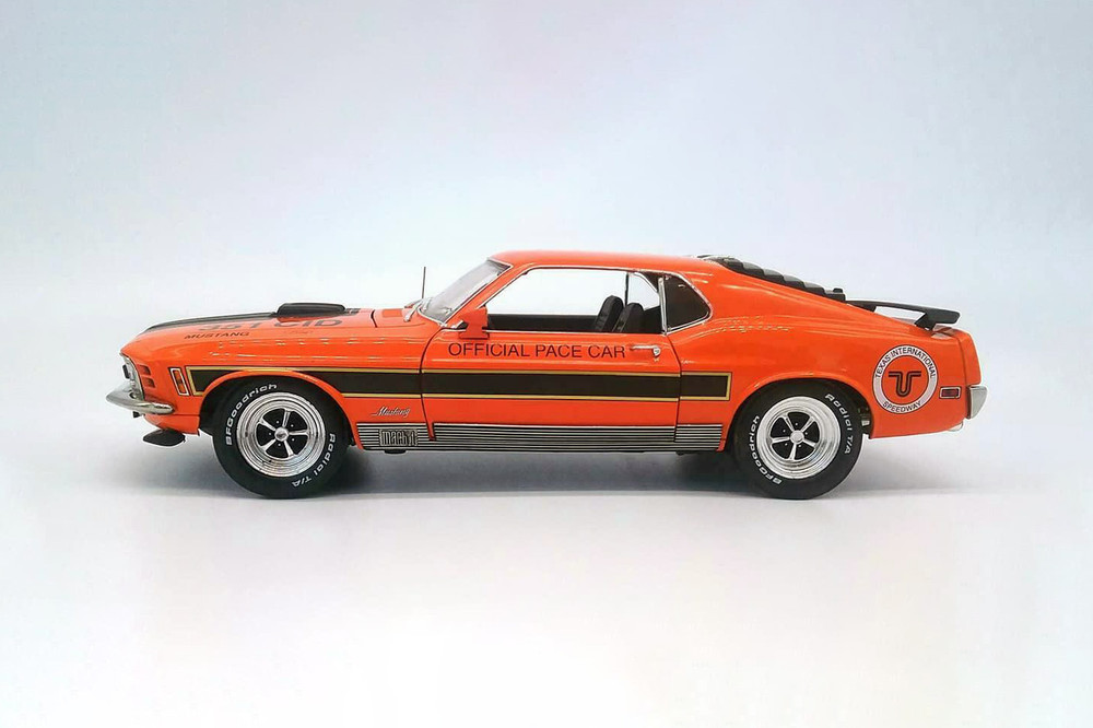1970 Ford Mustang Mach 1 TX Intl Spdwy Official Pace Car HWY18033