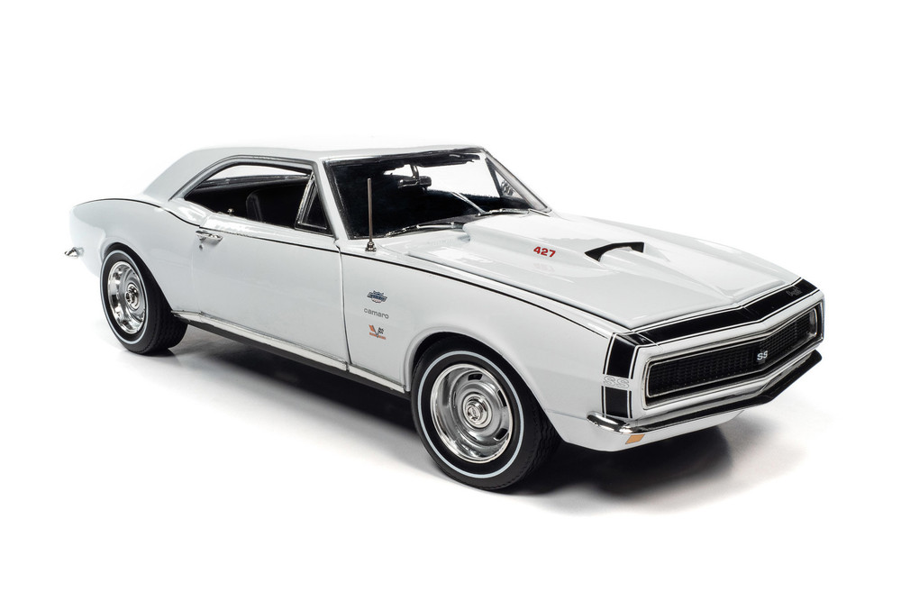 Yenko 1967 Chevy Camaro SS 427, White - Auto World AMM1261 - 1/18 scale Diecast Model Toy Car