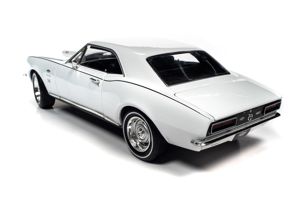 Yenko 1967 Chevy Camaro SS 427, White - Auto World AMM1261 - 1/18 scale Diecast Model Toy Car