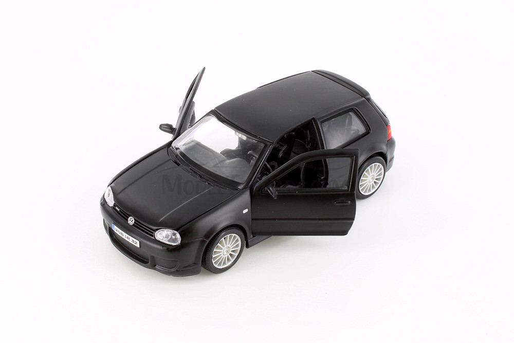 2004 Volkswagen Golf R32, Black - Showcasts 34290 - 1/24 scale