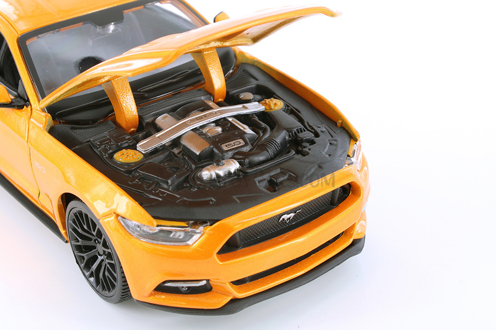 2015 Ford Mustang GT, Orange - Maisto 31508OR - 1/24 scale Diecast Model  Toy Car