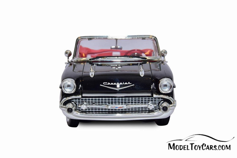 1957 Chevy Bel Air Convertible, Black - Motor Max 73175TC/BK - 1