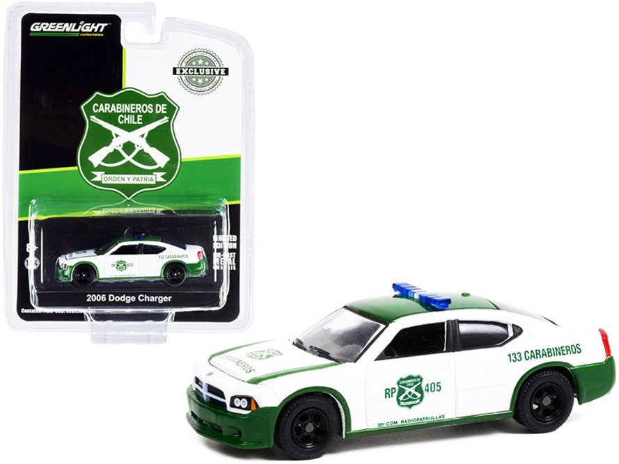 Carabineros de Chile 2006 Dodge Charger Police, Green and White - 30270 -Greenlight 1/64 scale Diecast Car