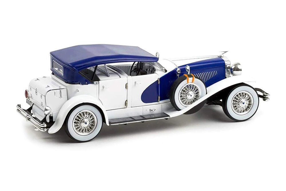 1934 Duesenberg II SJ Phaeton, White with Blue - Greenlight 13589