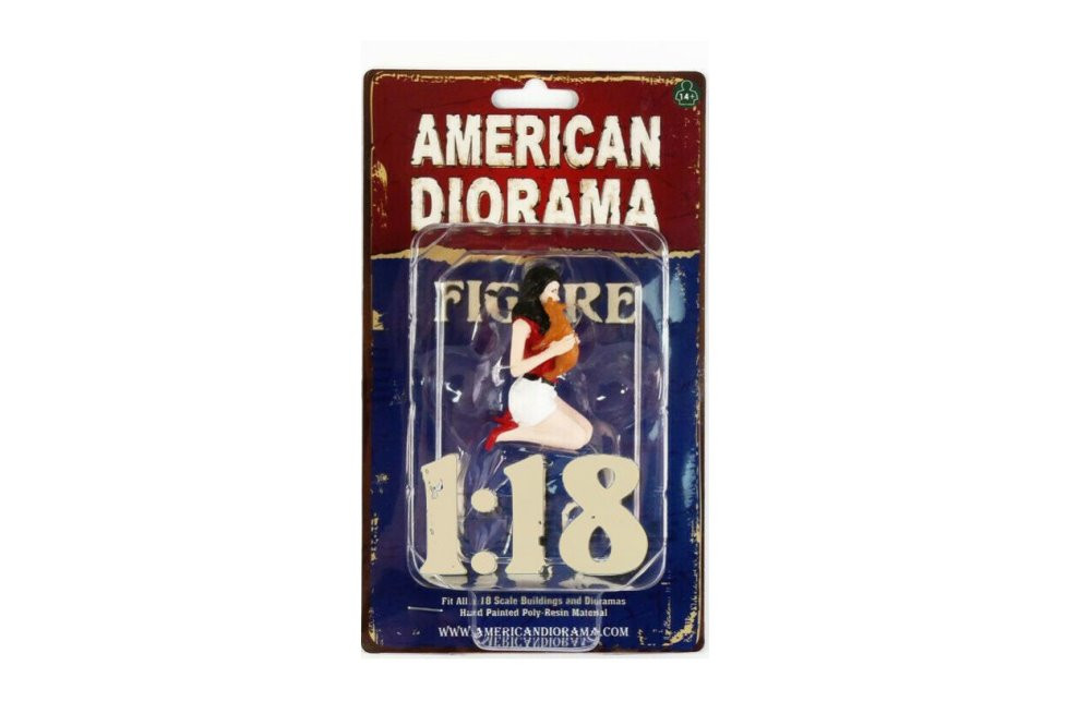Girls Night Out - Gigi, - American Diorama 76304 - 1/18 scale Figurine - Diorama Accessory