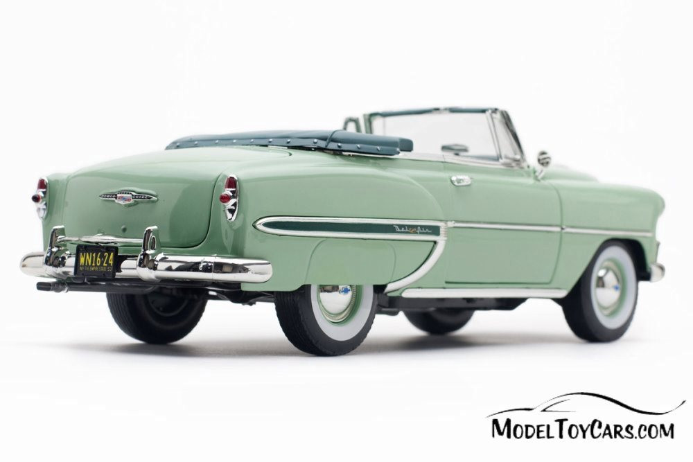 1953 Chevy Bel Air Open Convertible, Surf Green - Sun Star 1624 - 1/18 scale Diecast Model Toy Car