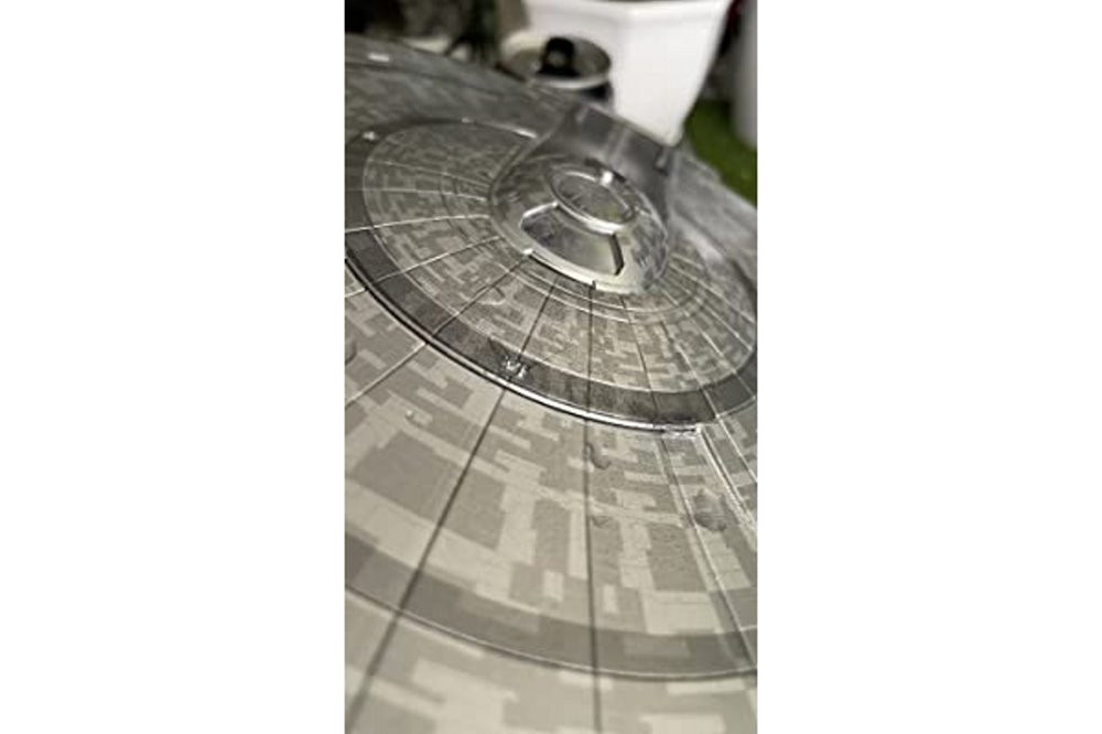 U.S.S. Enterprise NCC-1701 Refit, Star Trek - Polar Lights POL974M - 1/1000 scale Plastic Model Kit