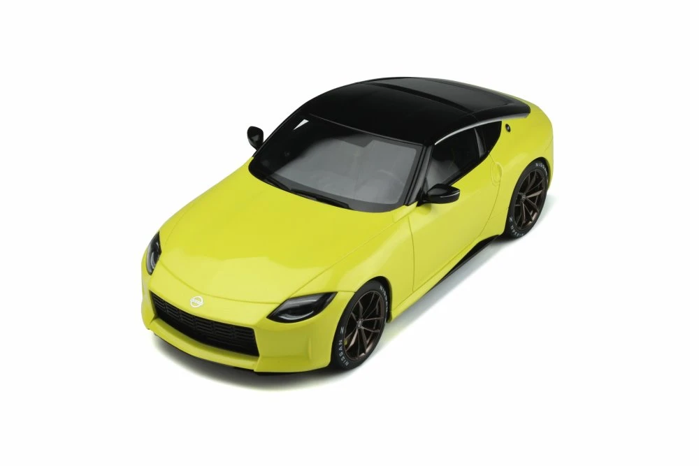 2021 Nissan Z Proto, Pearlescent Yellow - GT Spirit GT363 - 1/18