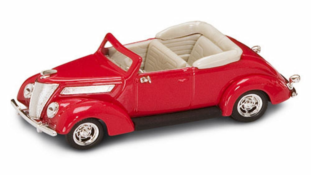 1930s Classics Diecast Car Package - Three 1/43 Scale 1930s