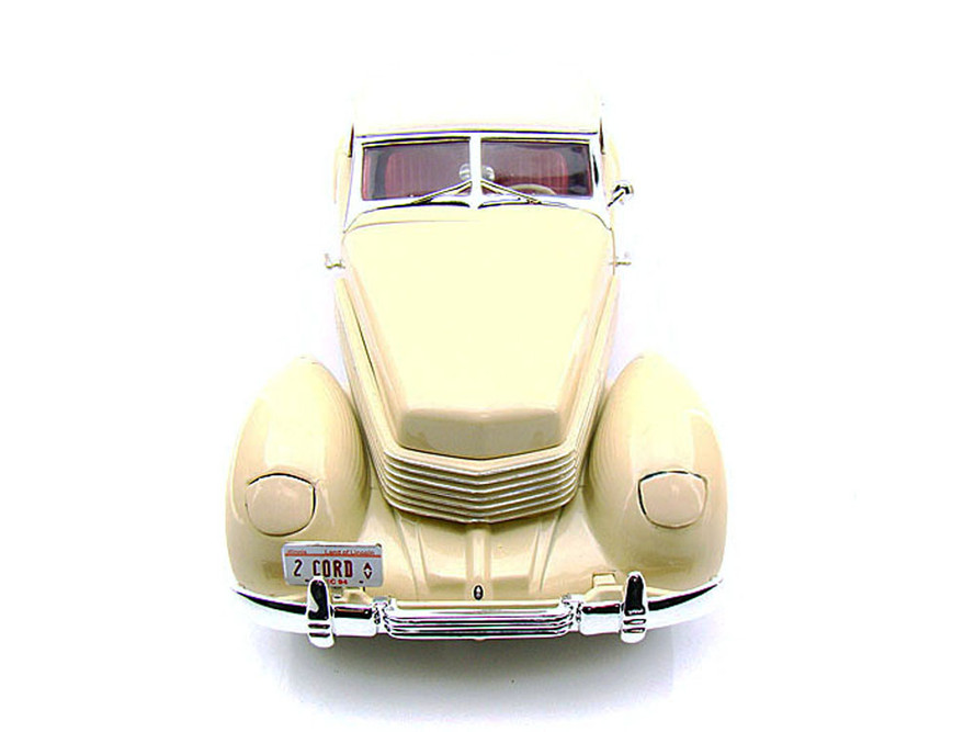 1936 Cord 810 Soft Top, Yellow - Signature Models 18108 - 1/18