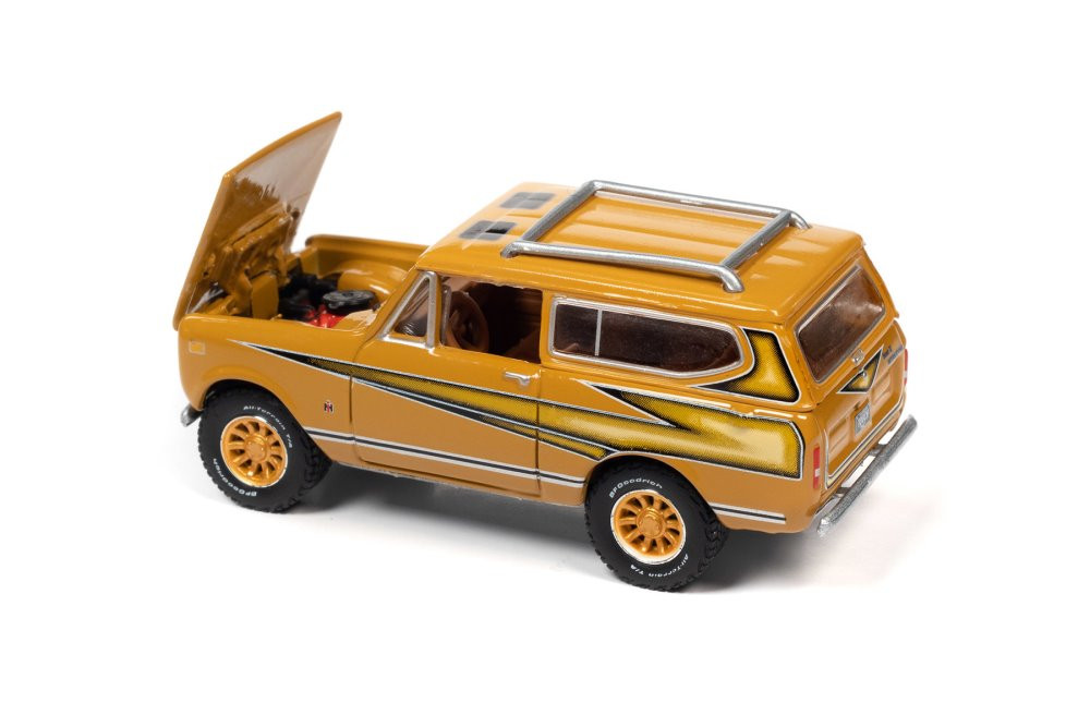 1979 International Scout II Midas Edition, Rallye Gold - Johnny Lightning - 1/64 scale Diecast Car