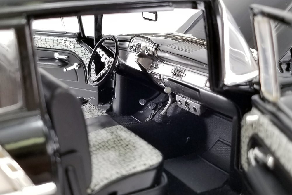 1957 Chevy 150 Restomod Hourglass, Black - Acme A1807012 - 1/18