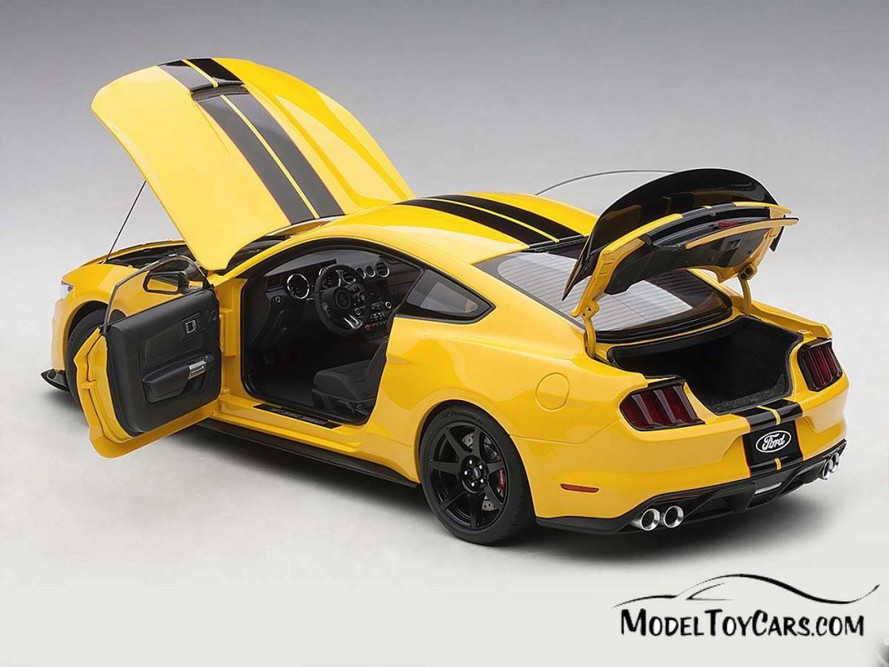Ford Shelby GT-350R, Triple Yellow with Black Stripes - AUTOart 72932 - 1/18 Scale Diecast Car