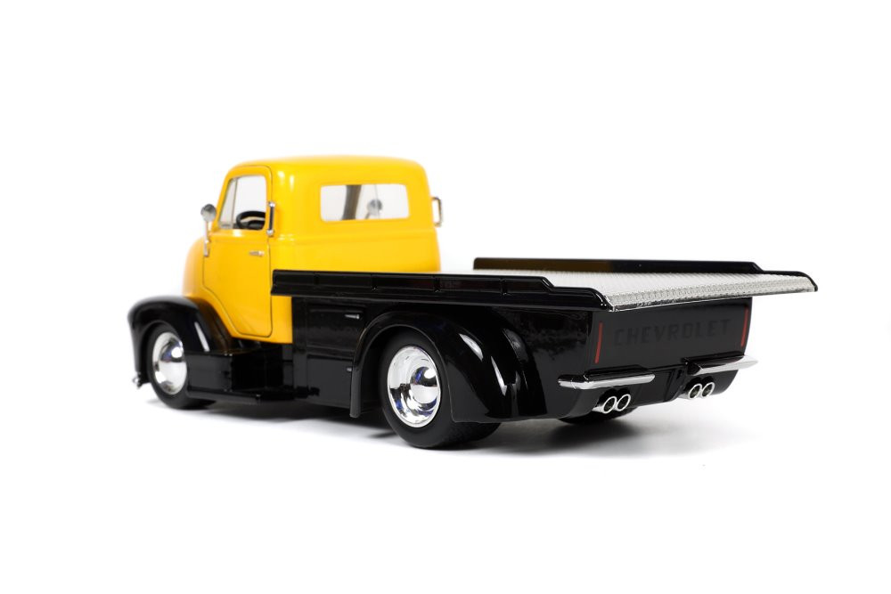 1952 Chevy COE Flatbed w/ Extra Wheels, Yellow and Black - Jada Toys 33848 - 1/24 scale Diecast Car