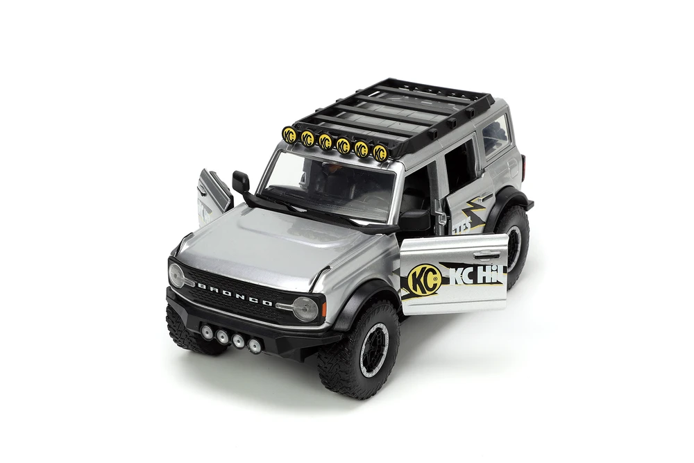 2021 Ford Bronco with Extra Wheels, Gray Metallic - Jada Toys 33852 - 1/24 scale Diecast Car