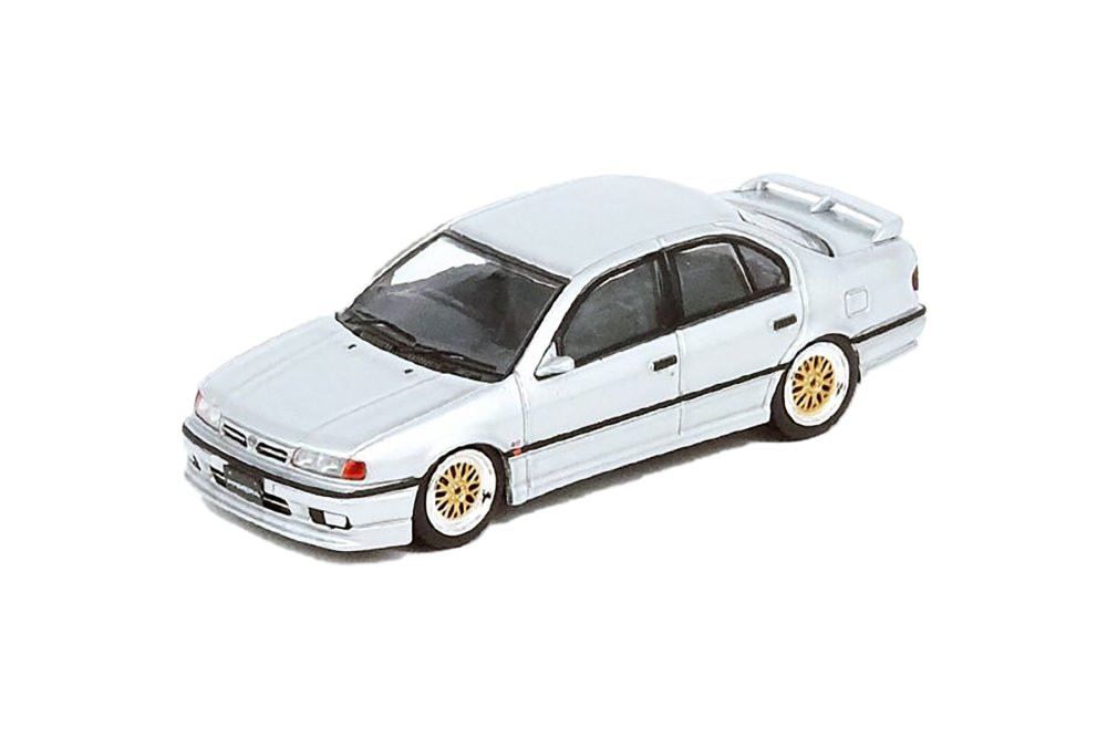 Nissan Primera P10, Silver - Inno Models IN64P10-SIL - 1/64 scale Diecast Model Toy Car