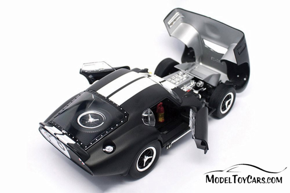 SHELBY COBRA DAYTONA COUPE 1965 1／１８ 1965 Shelby Cobra Daytona Coupe #12 Blue Metallic with White
