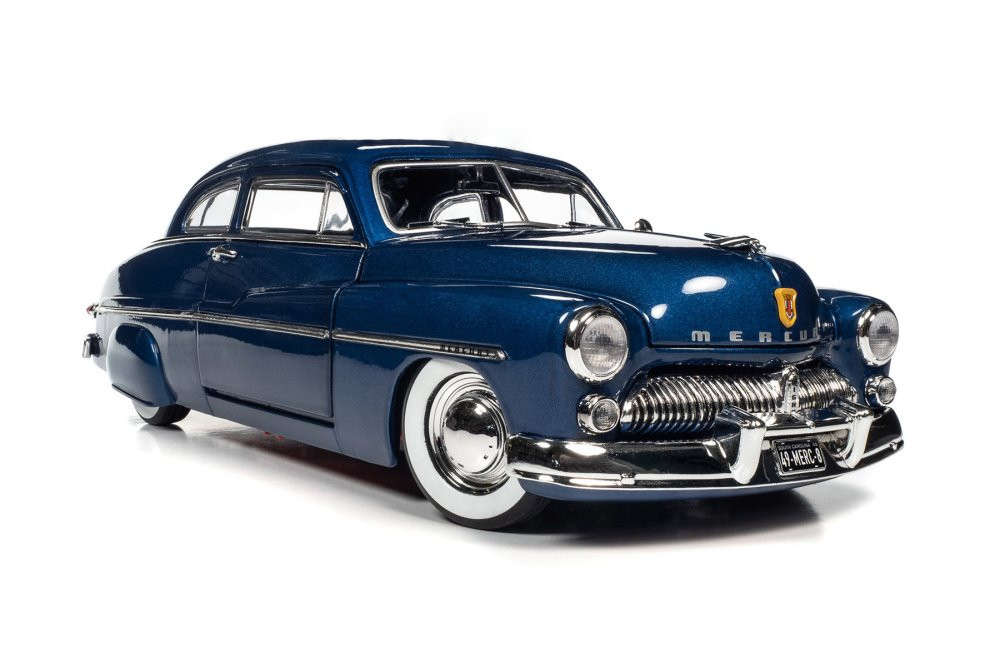 1/18ミニカー　MARCURY COUPE 1949 1949 Mercury Eight Coupe 1:18-Scale Diecast Car Featuring A