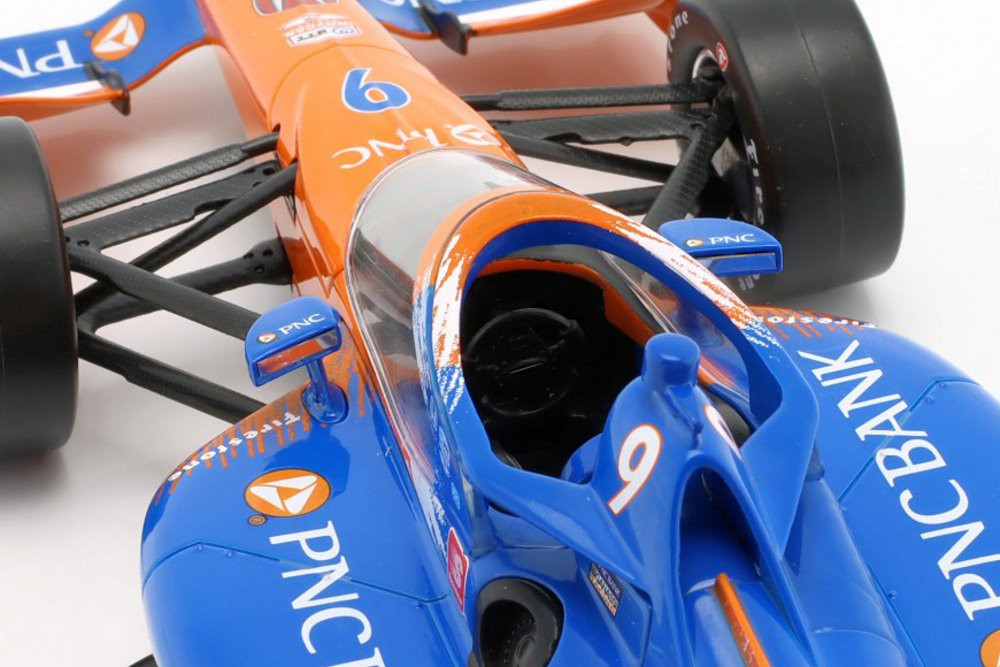 2022 NTT IndyCar Series, #9 Scott Dixon - Greenlight 11152 - 1/18