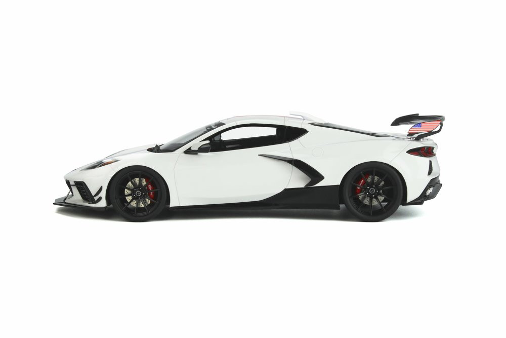 2021 Chevy Corvette C8 "Hennessey", Artic White - GT Spirit GT317 - 1/18 scale Resin Model Toy Car