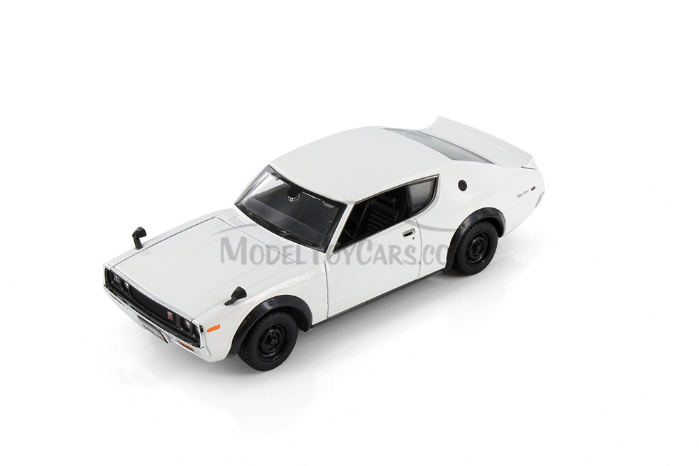 1973 Nissan Skyline 2000 GT-R KPGC110, White - Maisto 34528 - 1/24