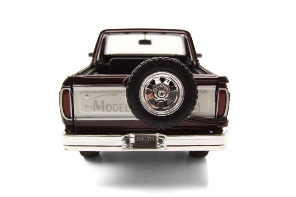 1978 Ford Bronco Ranger XLT w/Spare Tire, Brown - Showcasts® 79372 - 1/24 scale Diecast Car