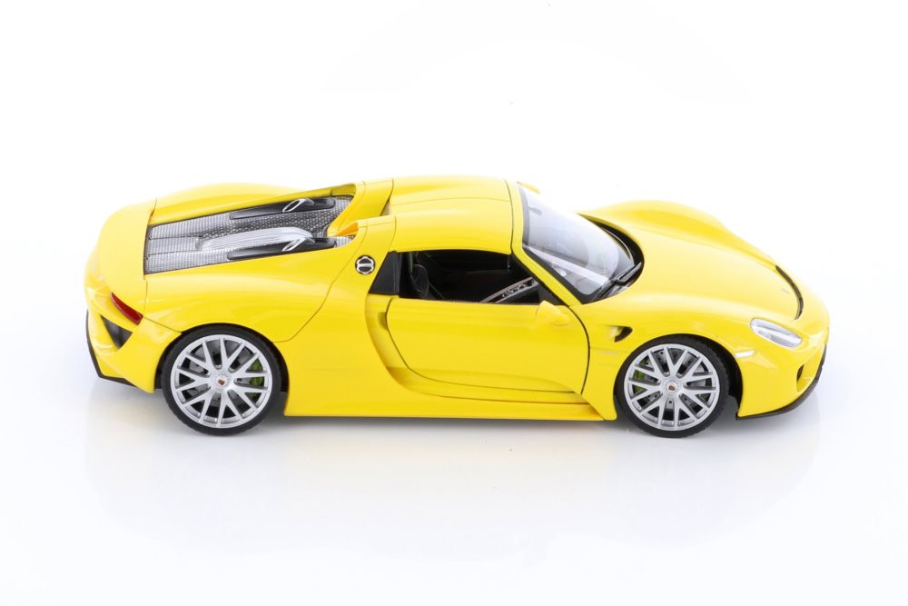 Porsche 918 Spyder, Yellow - Welly 24055HWYL - 1/24 scale Diecast